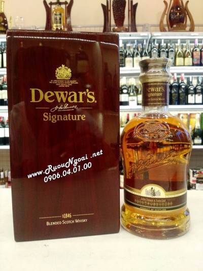 Rượu Whisky Dewar's Singnature