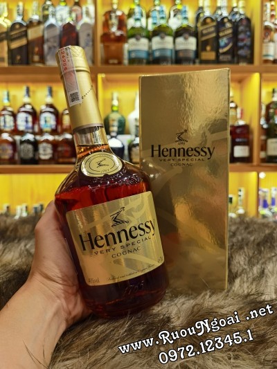Rượu Hennessy VS Hộp Quà 2023