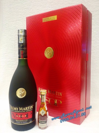 Rượu Remy Martin VSOP - Hộp Quà